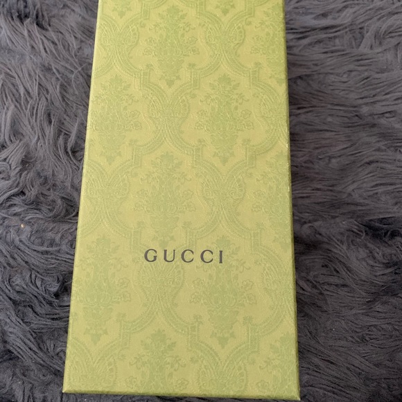 NWT Gucci women’s interlocking G cutout sandals - Picture 6 of 14